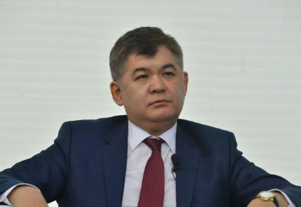 Экс-министр Е.Біртанов өз ісін қарап жатқан судьяға қарсылық білдірді  