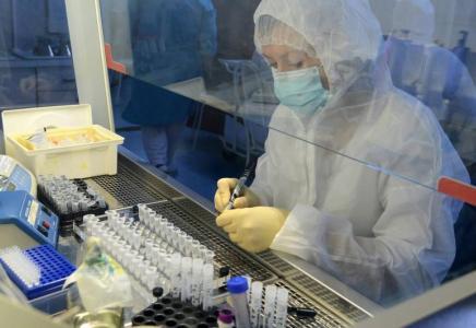 Ресейде коронавирусқа қарсы вакцина клиникалық сынақтан өткізілді