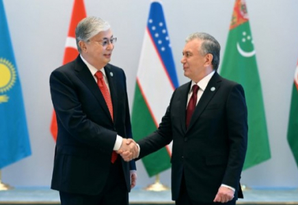 Мемлекет басшысын Өзбекстан Президенті Шавкат Мирзиёев қарсы алды