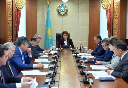 Дариға Назарбаева Парламент Сенатының бюросын өткізді  