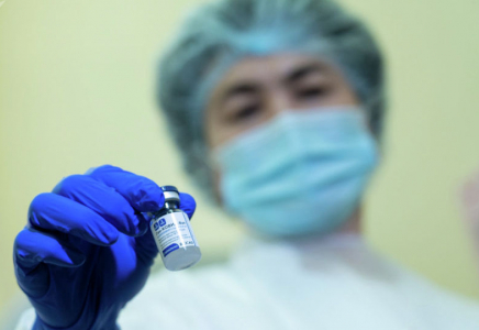 Павлодарлық әйел вакцина салғызып миллион теңге ұтып алды  