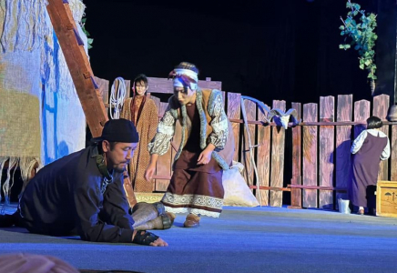 ТҮРКІСТАН: Райымбек Сейтметов театрында жаңа маусым басталды