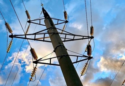 ТҮРКІСТАН: Ордабасыда электр желілері жаңартылып жатыр