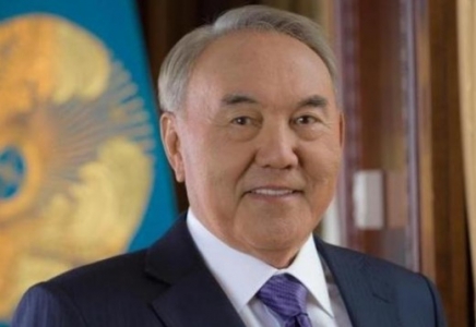 Нұрсұлтан Назарбаев қазақстандықтарды Жеңіс күнімен құттықтады