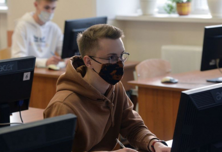 Арнайы ТМД үшін: Ресей талапкерлерді оқуға қабылдау мерзімін ұзартты