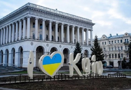 АҚШ Украинаға 40 миллиард долларлық көмек пакетін беретін болды