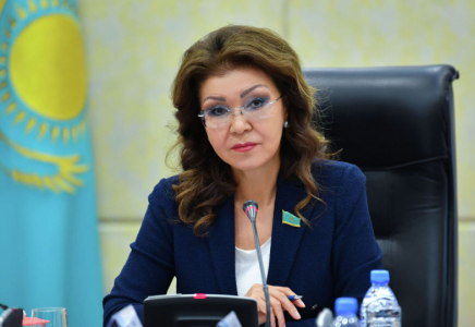 Дариға Назарбаева сенат отырысын маңызды мәлімдемемен ашты  