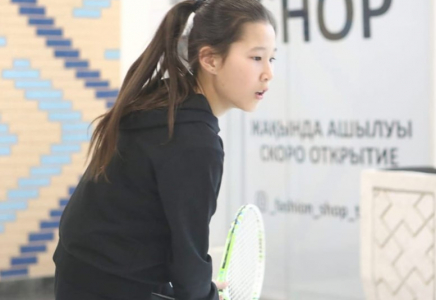 ТҮРКІСТАН: 12 жасқа дейінгі балалар үлкен тенниске тегін қатыса алады