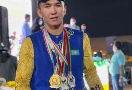 Түркістандық спортшы Әлем чемпионатында 3 медаль жеңіп алды