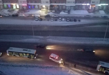 ​Астанада автобус қызды басып кетті