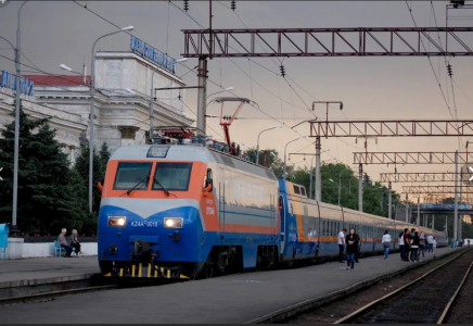​Дополнительные поезда запустят на праздники в Казахстане
