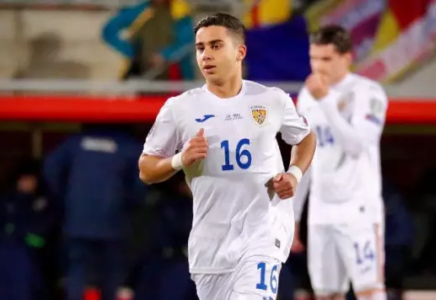 Румыния құрамасының 15 жастағы футболшысы рекорд орнатты
