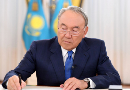 Елбасы Нұрсұлтан Назарбаев бірқатар кадрлық ауыс-түйіс жасады