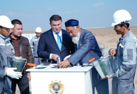 «Turan» АЭА аумағында 7 млрд теңгелік жаңа өндіріс орнының капсуласы қаланды «Turan» АЭА аумағында 7 млрд теңгелік жаңа өндіріс орнының капсуласы қаланды