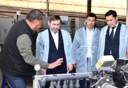 Мұрат Әйтенов «Аянат» шаруа қожалығына барды