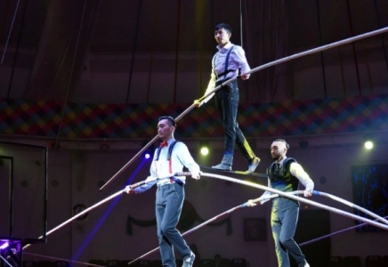 «Jas цирк»: Шымкент Цирктің жаңа бағдарламасы көрерменге жол тартты