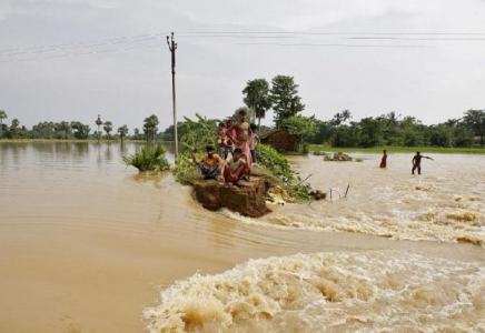 ​Үндістанда су тасқынынан қаза тапқандар саны 1400 адамнан асты