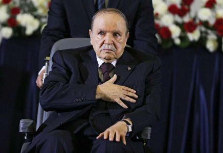 ​Алжир президенті отставкаға кетті