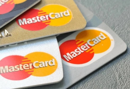 Mastercard Ресейдің бірқатар банкіне қызмет көрсетуін тоқтатты  