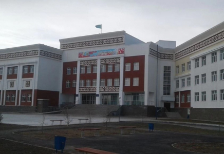 Астанада мектеп хатшысын еске алып, ас берген директор жұмыстан шығарылмақ