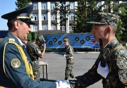 ​40 қазақстандық Түркия мен Ресейдің әскери ЖОО-ларының студенті атанды 