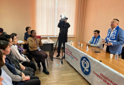Нурлан Ауесбаев посетил Западно-Казахстанский областной предвыборный штаб в городе Уральск