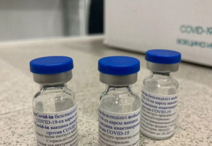 QazVac вакцинасына халықаралық куәлік берілген жоқ – вице-министр себебін айтты