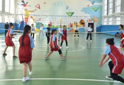 «Шымкент жастар лигасы»: Волейболдан №108 мектеп командасы жеңіске жетті