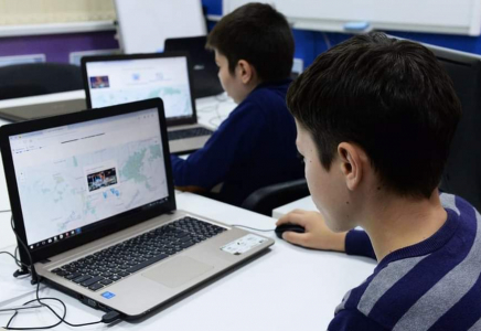  Шымкентте оқушыларды интернетпен қамтамасыз етуге 235 млн теңге бөлінді