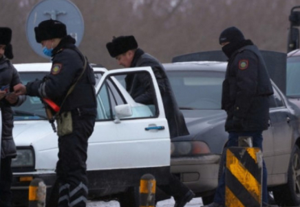 Астанада полиция бақылауы күшейтіліп, блокбекеттер қойылып жатыр