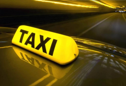 Қазақстанда заңсыз жолаушы тасымалдайтындарды анықтау үшін енді такси шақыратын мобильді қосымшалар тексеріледі
