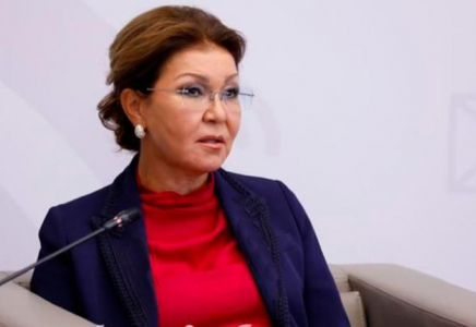 Дариға Назарбаеваның депутаттық өкілеттігі тоқтатылды
