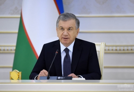 Өзбекстан президенті әлеуметтік желілерге шектеу қойған шенеунікті қызметінен босатты