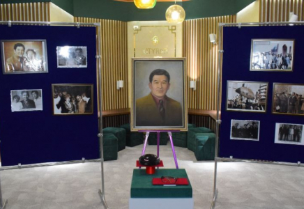 ТҮРКІСТАН: Өзбекәлі Жәнібековтің 90 жылдығы аталып өтті