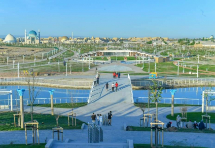 Түркістан қаласында 400 гектар жерге саябақтар салынды