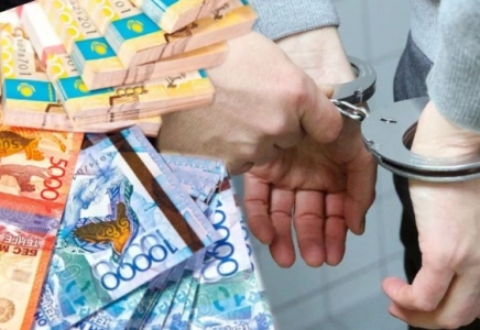 Шымкентте білім бөлімінің бас маманы пара алды деген күдікпен ұсталды 