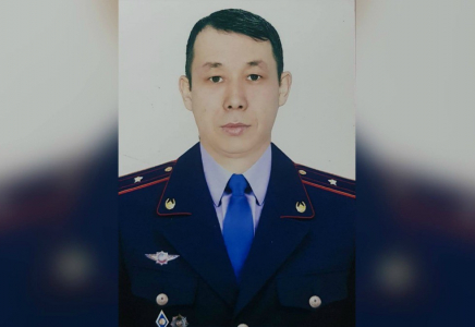 Алматылық полицей педофилді ұстау үшін 13 қабаттан секіріп кетті