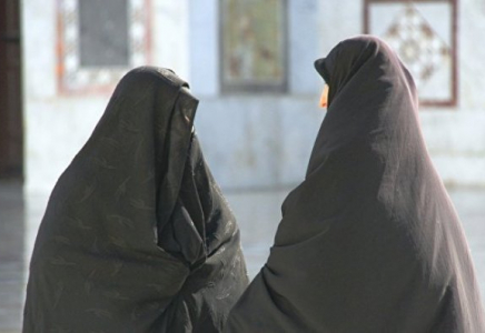Сауд арабиялық әйелдер хиджаб киюге қарсы наразылық акциясын бастады