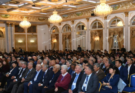 Шымкентте қоғам қайраткері Асанбай Асқаровтың 100 жылдық мерейтойына орай конференция өтті