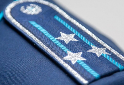 Екібастұзда қыз жігітін көшеде өлтіріп кетті Екібастұзда қыз жігітін көшеде өлтіріп кетті