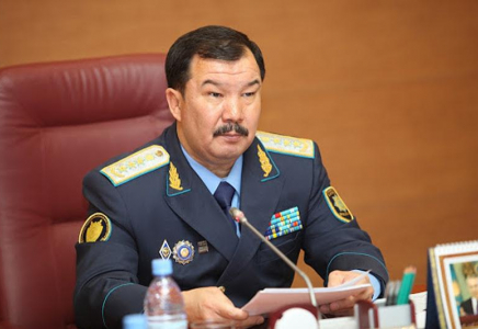 Асхат Дауылбаев ҚР Конституциялық Кеңес мүшесі қызметіне қайта тағайындалды