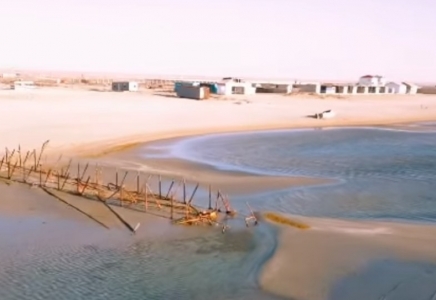 Ақтаулық блогер Каспий теңізінің таязданғанын видеоға түсіріп алды