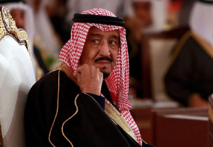 Сауд Арабиясы королінің 150 туысы коронавирус жұқтырды 