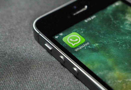 WhatsApp 2020 жылы миллиондаған смартфонда жұмысын тоқтатады