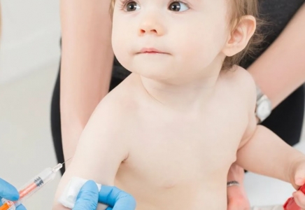 5 жасқа дейінгі балаларға COVID-19 вакцинасы егіледі