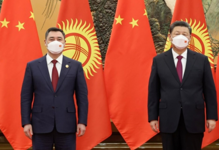 Қытай Қырғызстанға 50 миллион юань қайтарымсыз көмек береді