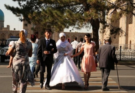 Өзбекстан жастары үйленер алдында ДНҚ сынамасын тапсыруға міндеттелді