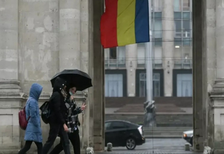 Молдова Парламенті төтенше жағдай режимін тағы екі айға ұзартты