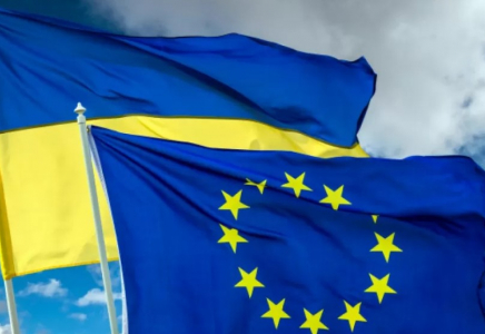 Еурокомиссия Украинаға 18 миллиард еуро көлемінде экономикалық көмек пакетін ұсынды