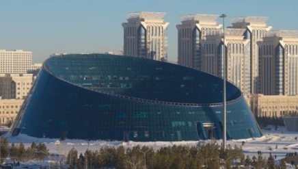Мемлекет басшысы: Астанада орынсыз құрылыс көбейіп кетті